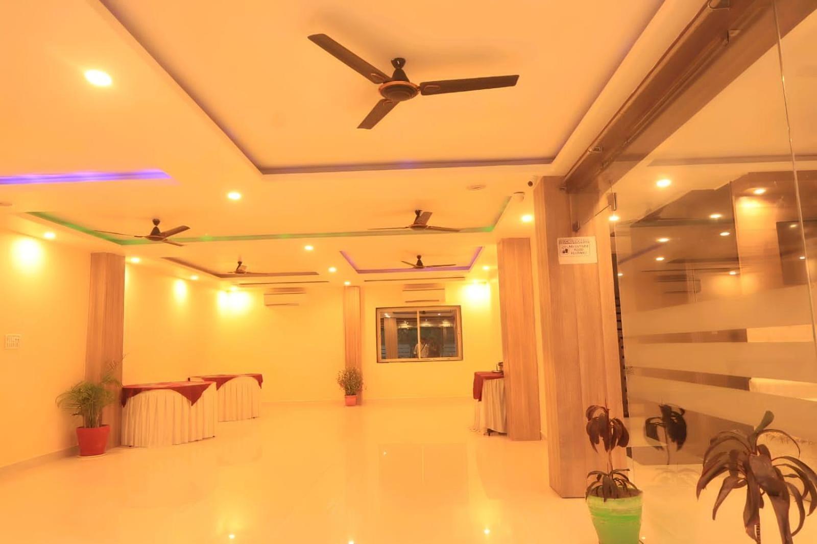 Hotel R K Palace Bhopal Zewnętrze zdjęcie