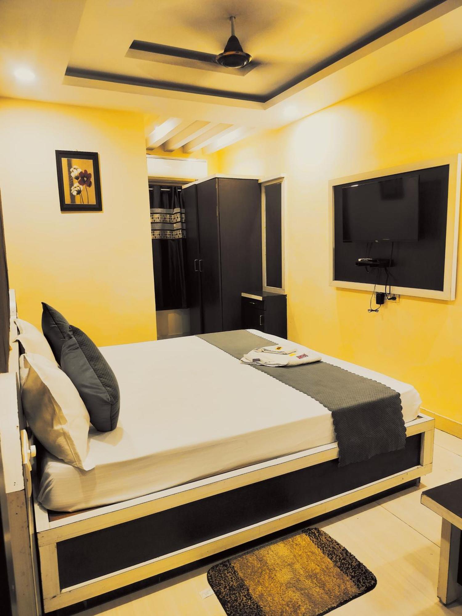 Hotel R K Palace Bhopal Zewnętrze zdjęcie